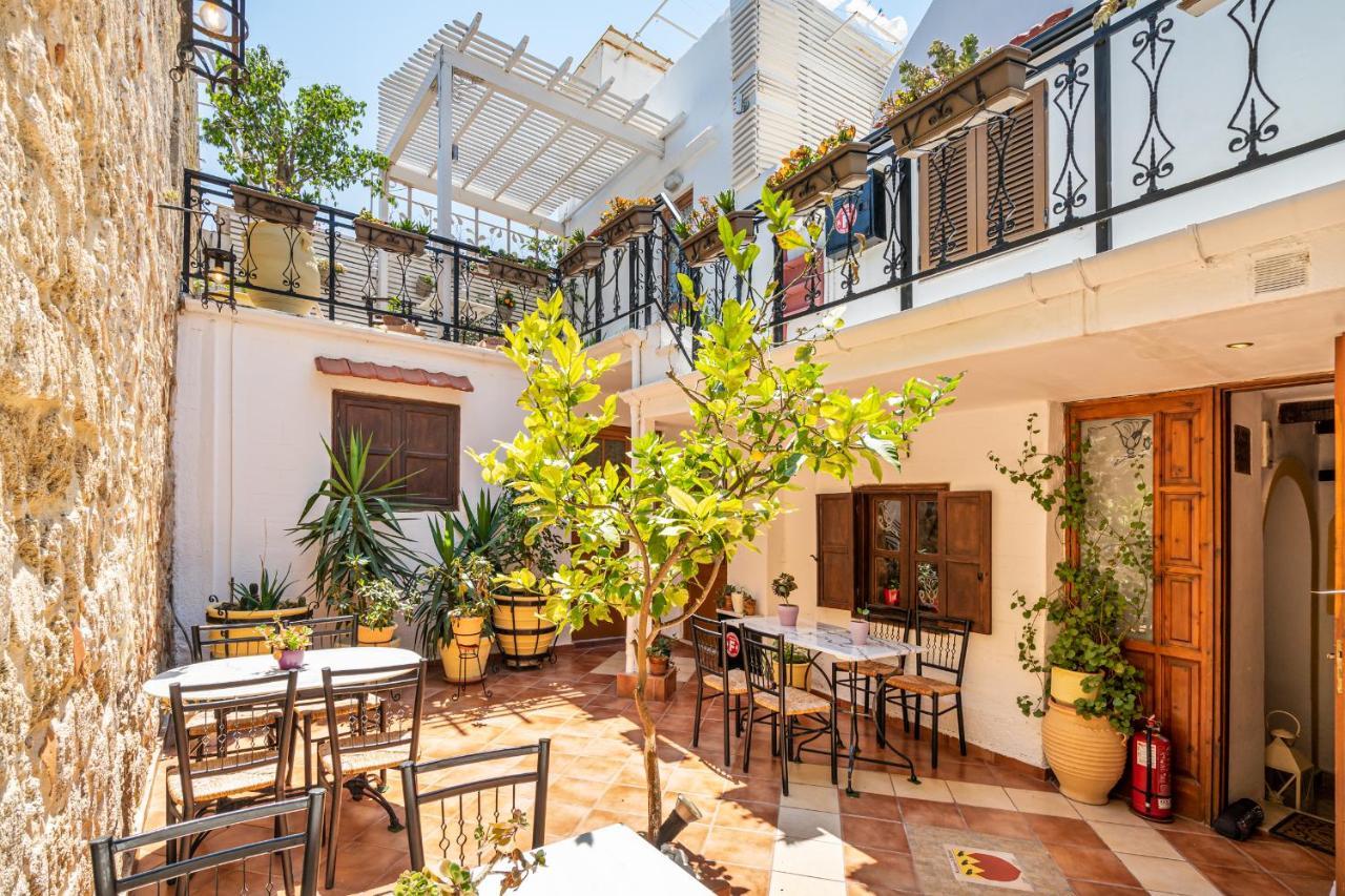 Cava D'oro Rhodes City