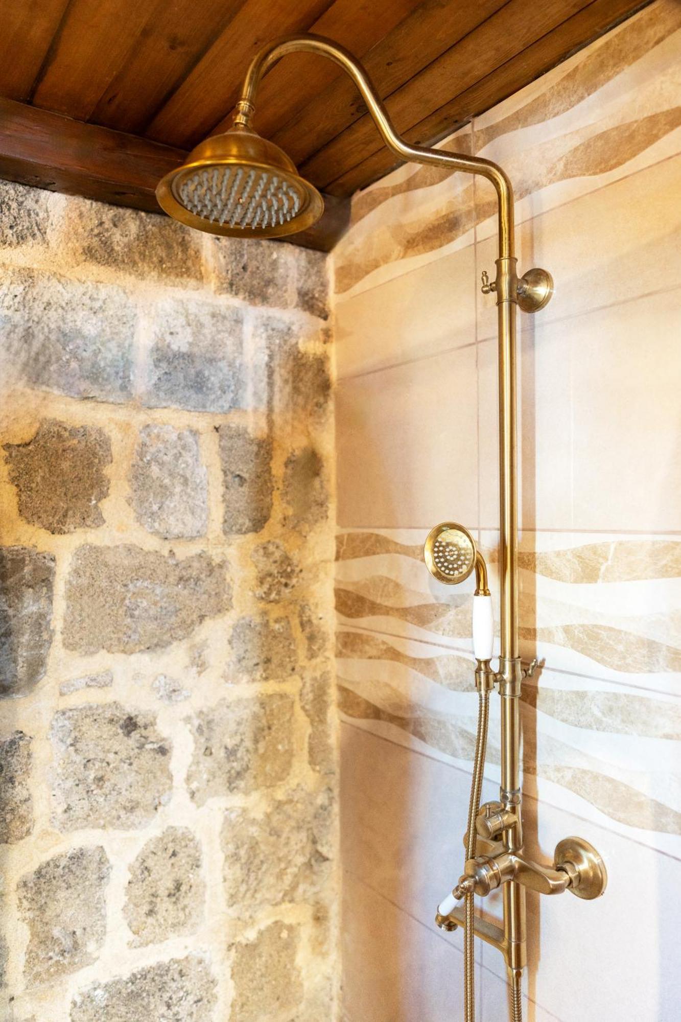 Cava D'oro Rhodes City